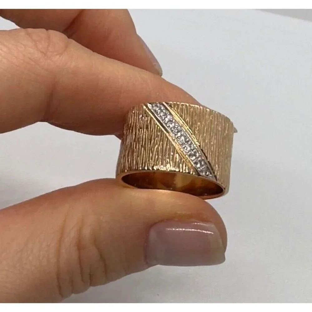 925 STERLING SILVER GOLD PLATED  CZ RING SIZE 7